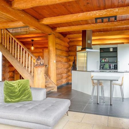 Cozy 4-Bedroom Chalet With Outdoor Spa In Zottegem מראה חיצוני תמונה